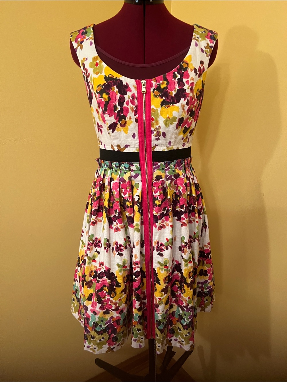 Guess Los Angeles Floral Fit & Flare Dress Pink Multi Color Size likely small